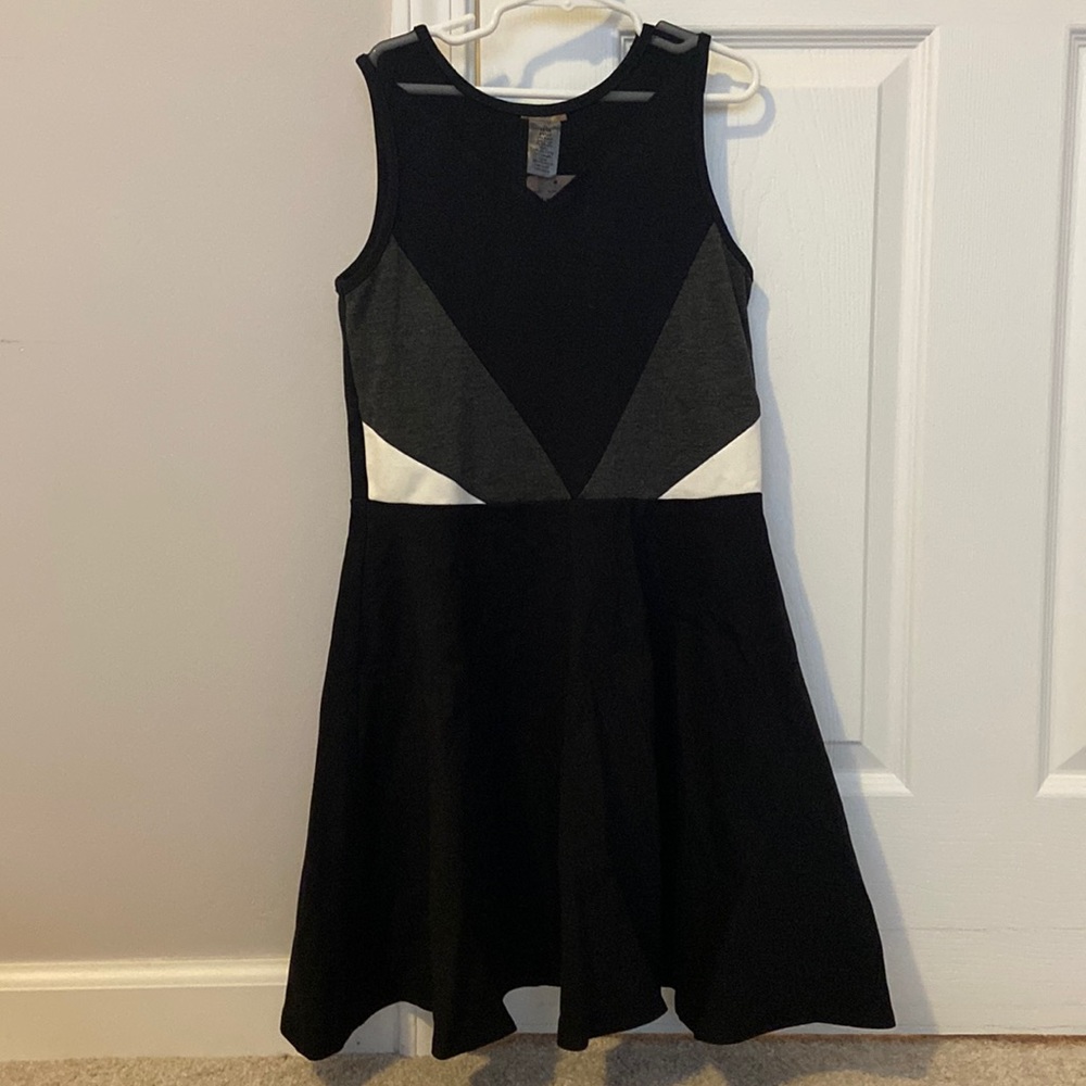 New,never worn black,grey, and white Sallymiller couture dress size XL youth